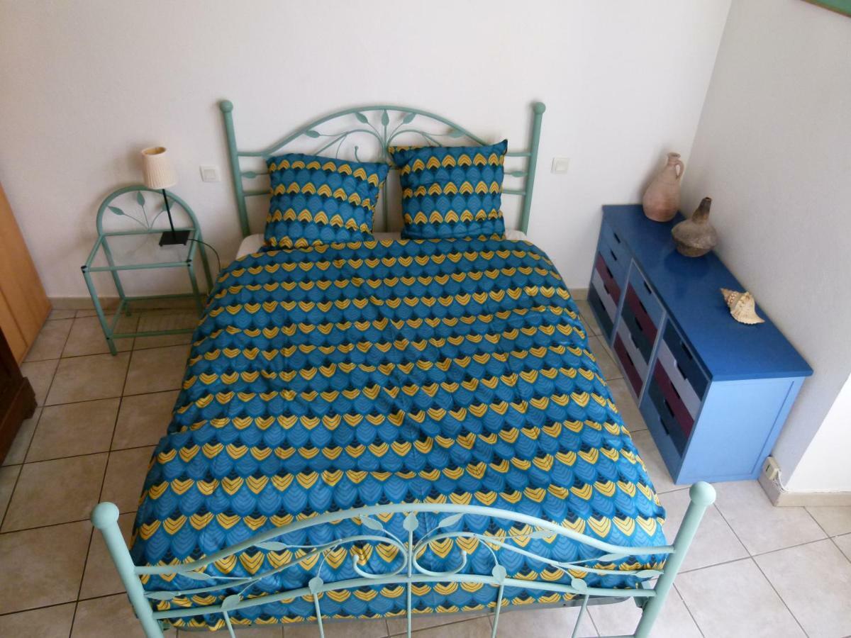 Appartement Au Pied Du Gardon. Remoulins Eksteriør billede
